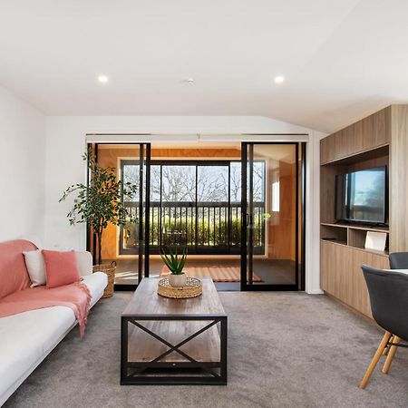 Penthouse Apartment Scenic Views-Spacious 2Br Christchurch Eksteriør billede