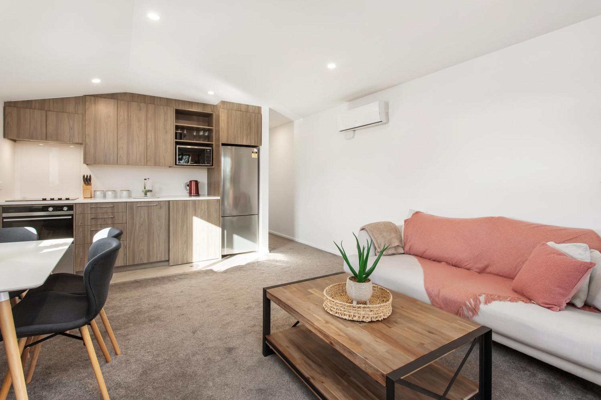 Penthouse Apartment Scenic Views-Spacious 2Br Christchurch Eksteriør billede