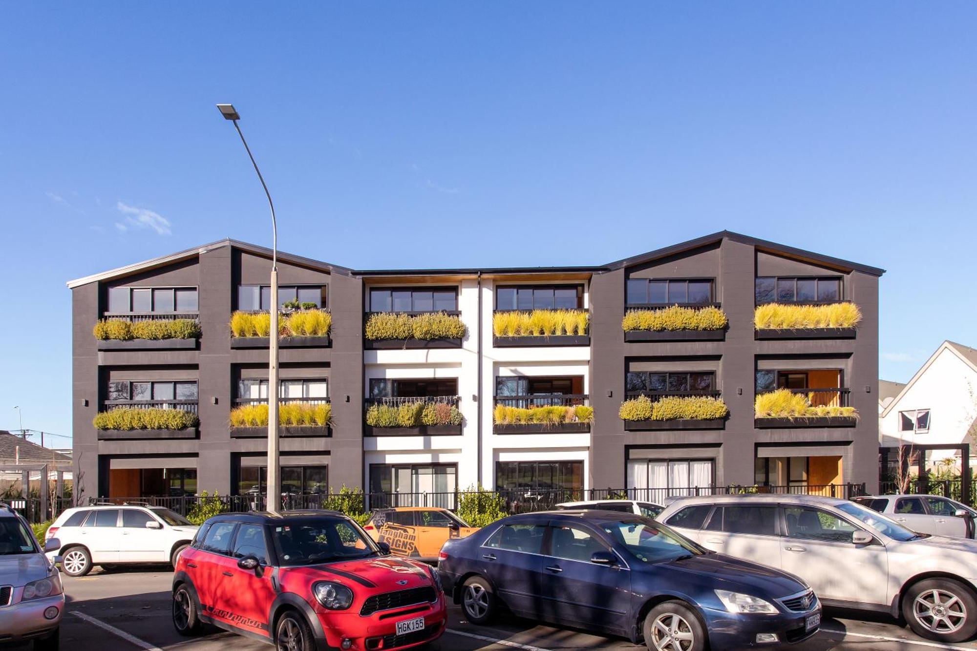 Penthouse Apartment Scenic Views-Spacious 2Br Christchurch Eksteriør billede