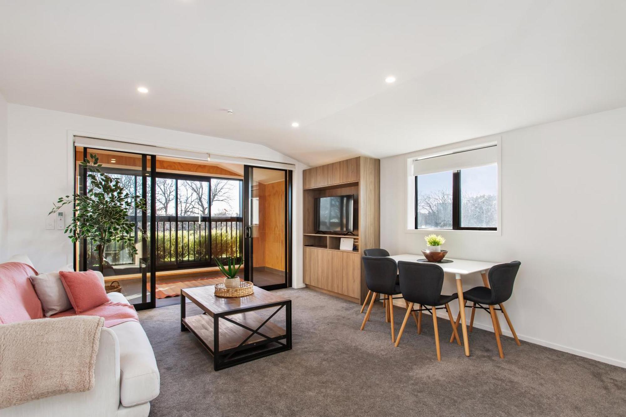 Penthouse Apartment Scenic Views-Spacious 2Br Christchurch Eksteriør billede